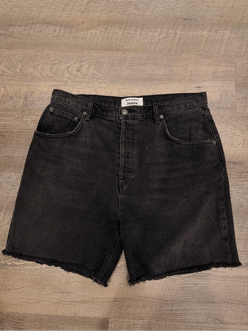 Reformation Allie Jean Shorts Black Wash Size 31 High Rise Raw Hem Denim Jeans